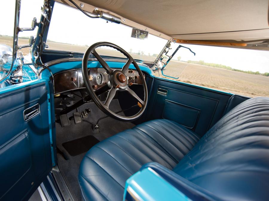  Packard Custom Eight Sport Phaeton 1930 года  (фото 11 из 14)